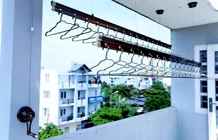 Lắp đặt gi&agrave;n phơi th&ocirc;ng minh ch&iacute;nh h&atilde;ng tại B&igrave;nh Dương